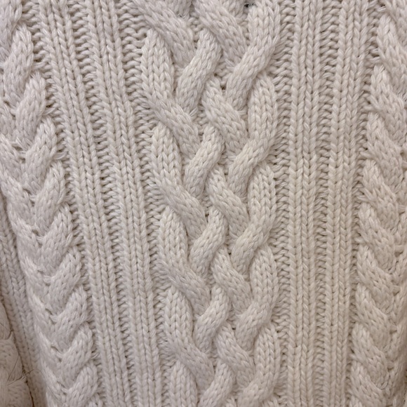 NEW ITALY WOOL CABLE KNIT  SWEATER (S) - Picture 4 of 10
